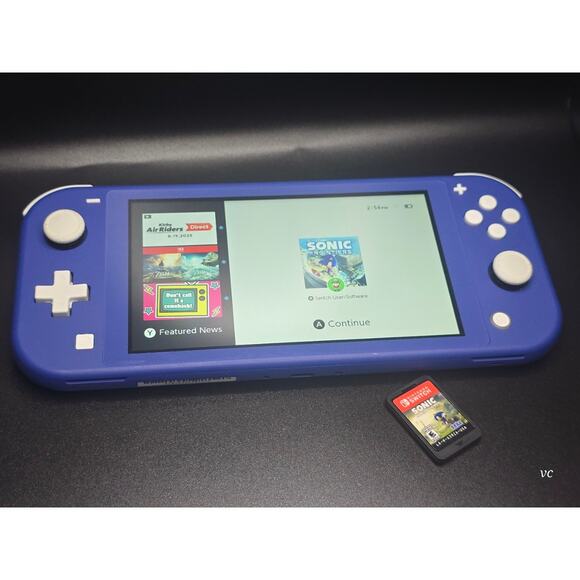 Nintendo Switch Lite Handheld Game Console HDH-001 Atomic Purple w/ Charger - Picture 1 of 4